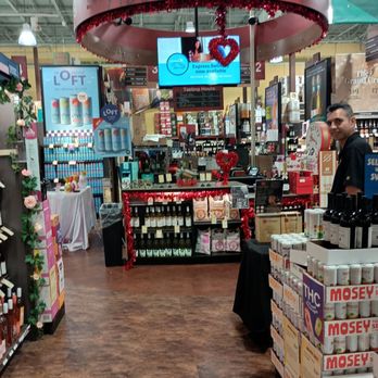 Total Wine & More - Tasting area - Beer, Wine & Spirits Near Me - Pembroke Pines, Florida Total Wine & More - Tasting area - Beer, Wine & Spirits Near Me - Pembroke Pines, Florida