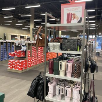 DSW Designer Shoe Warehouse - Shoe Stores Near Me - Dallas, Texas DSW Designer Shoe Warehouse - Shoe Stores Near Me - Dallas, Texas