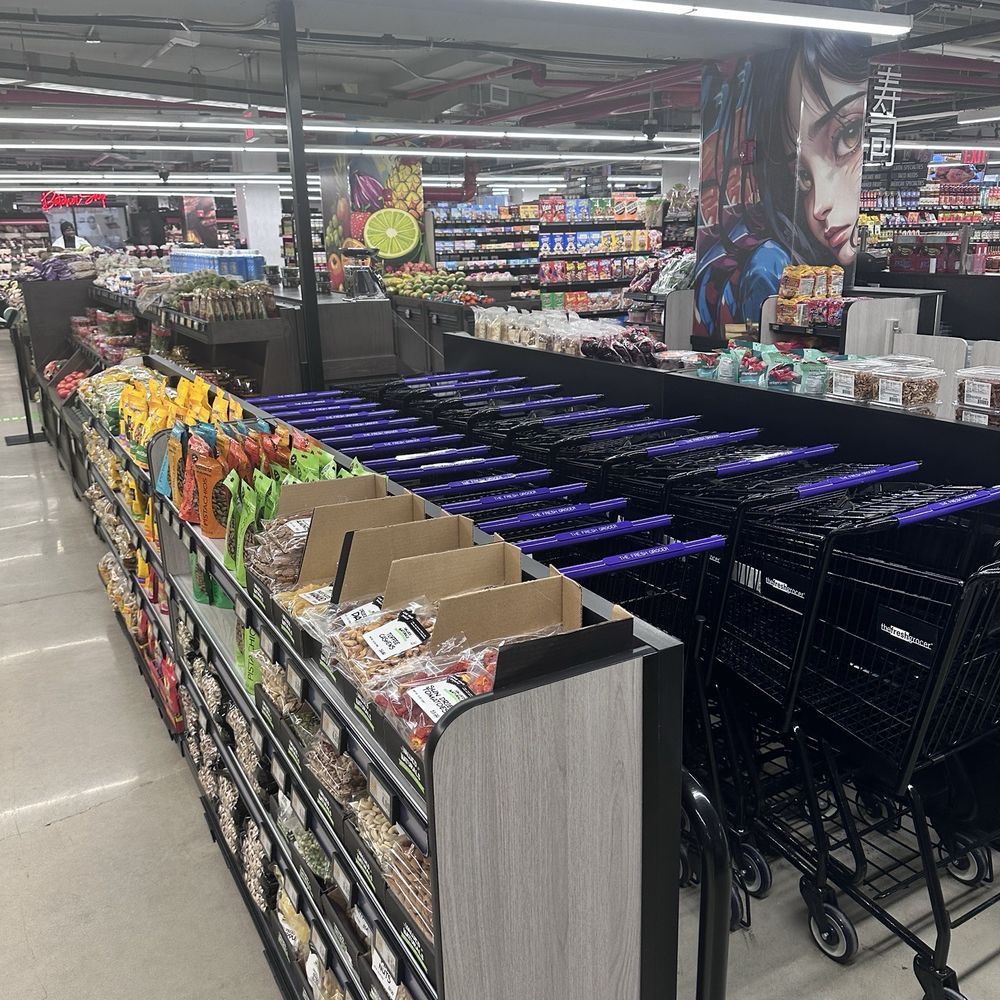 BK FRESH GROCER - Just a pic of the inside, very clean and spacious - Vegan Near Me