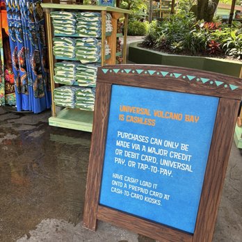 Universal's Volcano Bay - Water Parks Near Me - Orlando, Florida