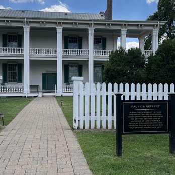 Carnton - Landmarks & Historical Buildings Near Me - Franklin, Tennessee Carnton - Landmarks & Historical Buildings Near Me - Franklin, Tennessee