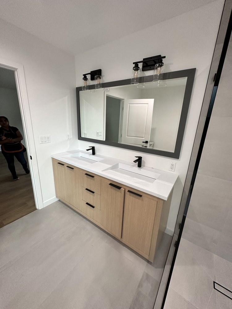 Slide of Ecostar Group