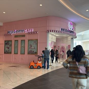 Hello Kitty Cafe - Themed Cafes Near Me - Santa Clara, California
