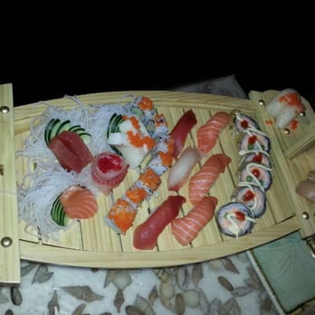 Crazy Cafe - The "Love Boat" @ 40$  imo a better deal than any sushi buffet. - Japanese Near Me - Riverview, Florida