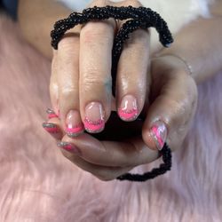 Fun and sparkly French structure gel manicure