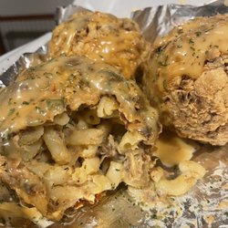 Soul Food Fetish - Fried brisket Mac & cheese balls