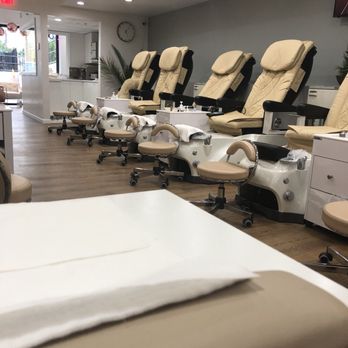 Aurora Nail Lounge - So pretty! - Nail Salons Near Me - Providence, Rhode Island