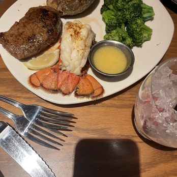 Outback Steakhouse - Steakhouses Near Me - Arlington, Virginia