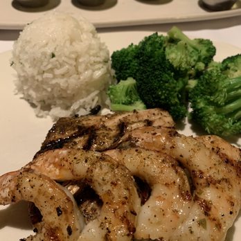 Bonefish Grill - Ahi and Shrimp with steamed vegetables and Jasmine rice - Seafood Near Me - Las Vegas, Nevada Bonefish Grill - Ahi and Shrimp with steamed vegetables and Jasmine rice - Seafood Near Me - Las Vegas, Nevada