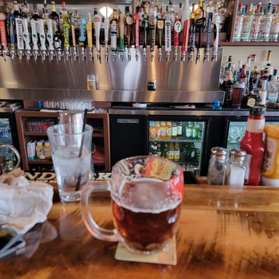 Oscar's Pub & Grill by null