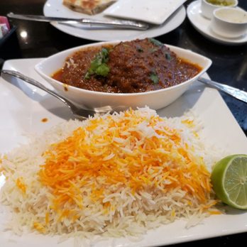 Mazadar Restaurant - Kofta with bolanee kachaloo in the background - Afghan Near Me - Fairfax, Virginia Mazadar Restaurant - Kofta with bolanee kachaloo in the background - Afghan Near Me - Fairfax, Virginia