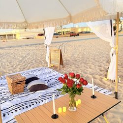 The Beachonista - Setting the romantic tone for our beach picnics in 2026!