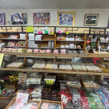 Fugetsu-Do - Candy Stores Near Me - Los Angeles, California