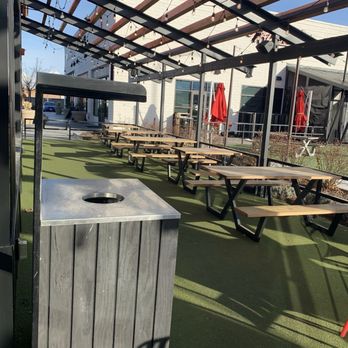 Houston TX Hot Chicken - Outdoor dining - Chicken Shop Near Me - Riverton, Utah Houston TX Hot Chicken - Outdoor dining - Chicken Shop Near Me - Riverton, Utah