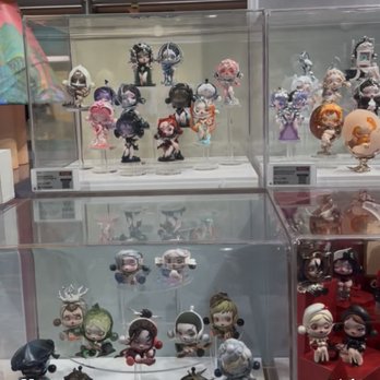 Arundel Mills - Display items - Shopping Centers Near Me - Hanover, Maryland