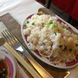 Villa de Chine - Riz avec des lardons et petit pois, on aurait bien dit tout surgeler car quelque petit pois étaient encore congeler...