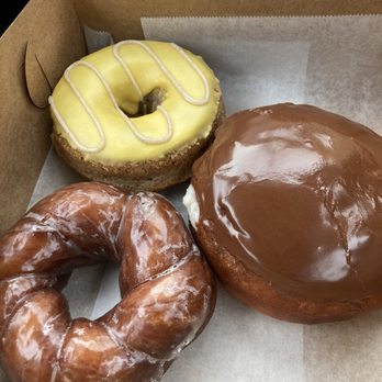 Cake Thieves Bakery - Overcooked donuts there are tough. - Bakeries Near Me - San Antonio, Texas