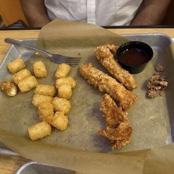 Buffalo Wild Wings - Tenders... not boneless wings... also a side note... tenders don't come sauced. - American Near Me - Temple, Texas