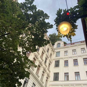 Amerlingbeisl - Coffee & Tea Near Me - Vienna, 9
