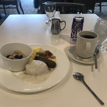 Sheraton McKinney Hotel - Hotels Near Me - McKinney, Texas