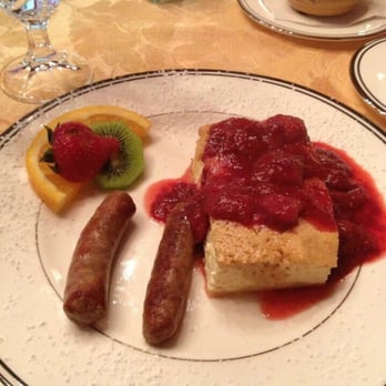 Engadine Inn and Cabins - Breakfast by Gretchen! Delicious! - Bed & Breakfast Near Me - Candler, North Carolina