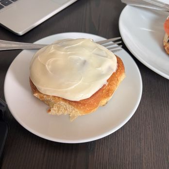 Paddles Coffee - Cinnamon Roll - Coffee & Tea Near Me - Springfield, Georgia Paddles Coffee - Cinnamon Roll - Coffee & Tea Near Me - Springfield, Georgia