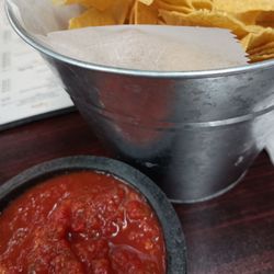 La Esperanza - Chips and salsa