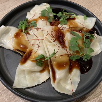 Beyond Sushi - Five spice chick'n dumplings (without topping) - Vegan Near Me - New York, New York