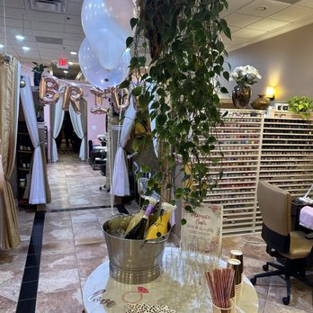 Chi Spa Lounge - Day Spas Near Me - Leesburg, Virginia