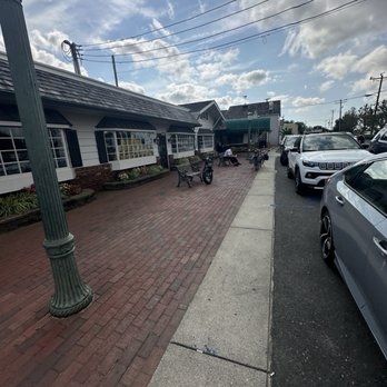 The Lobster House - Seafood Markets Near Me - Cape May, New Jersey