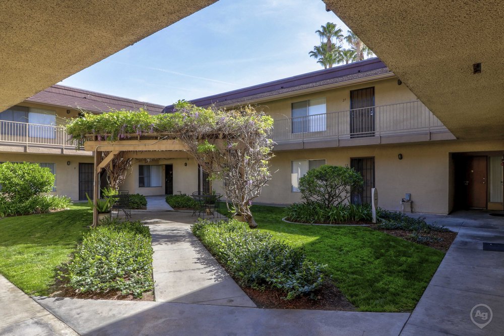 ARLINGTON GARDENS APARTMENTS Updated August 2024 4661 Arlington Ave