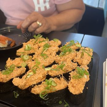 Ahi & Vegetable- Ewa Beach - Spicy Ahi is MAYJAHH - Sushi Bars Near Me - Ewa Beach, Hawaii Ahi & Vegetable- Ewa Beach - Spicy Ahi is MAYJAHH - Sushi Bars Near Me - Ewa Beach, Hawaii