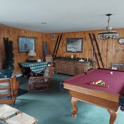 Mountain Fare Inn - Game room