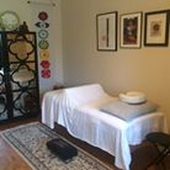 Healing Arts Pathways - The Healing Room at our Mooresville Location - Reiki Near Me - Winston Salem, North Carolina