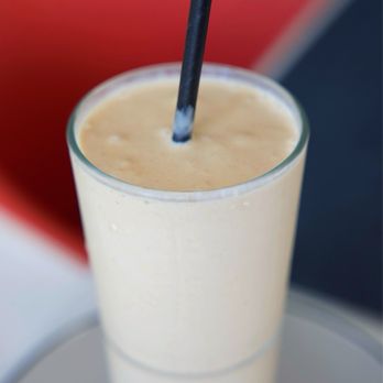 Avalon By Day - Smoothie - Breakfast & Brunch Near Me - Miami Beach, Florida