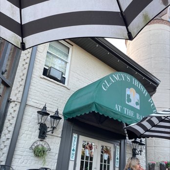 Clancy's Irish Pub - Welcome - American Near Me - Ballwin, Missouri