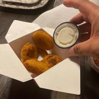 Wings and Rings - This was $5 .... Cmon now  Got some wings salad and 5 onion rings That $1 per ring wow - New American Near Me - Rancho Cucamonga, California