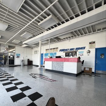 Purrfect Auto Service - A nice and quiet waiting room - Auto Repair Near Me - West Covina, California Purrfect Auto Service - A nice and quiet waiting room - Auto Repair Near Me - West Covina, California