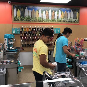 Bahama Buck's - Orlando - Lots I mean lots of flavor choices. Shaved ice, thin ice and smoothies - Shaved Ice Near Me - Orlando, Florida Bahama Buck's - Orlando - Lots I mean lots of flavor choices. Shaved ice, thin ice and smoothies - Shaved Ice Near Me - Orlando, Florida
