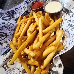 Pete's Bar and Grill