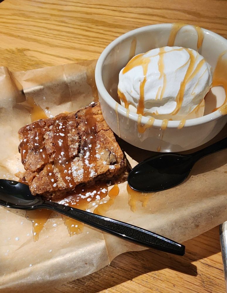 Social spots from Sliders Bar & Grill