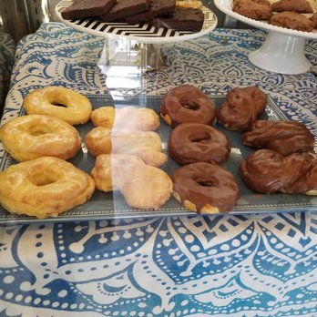 Happy Chicks Bakery - Small showing of donuts - Bakeries Near Me - Cincinnati, Ohio Happy Chicks Bakery - Small showing of donuts - Bakeries Near Me - Cincinnati, Ohio