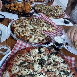 Blackstone Pizza and Salad - Pizza