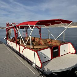 Westside Recreation - Aloha Sundeck with Slide
14 Passenger 200 HP
