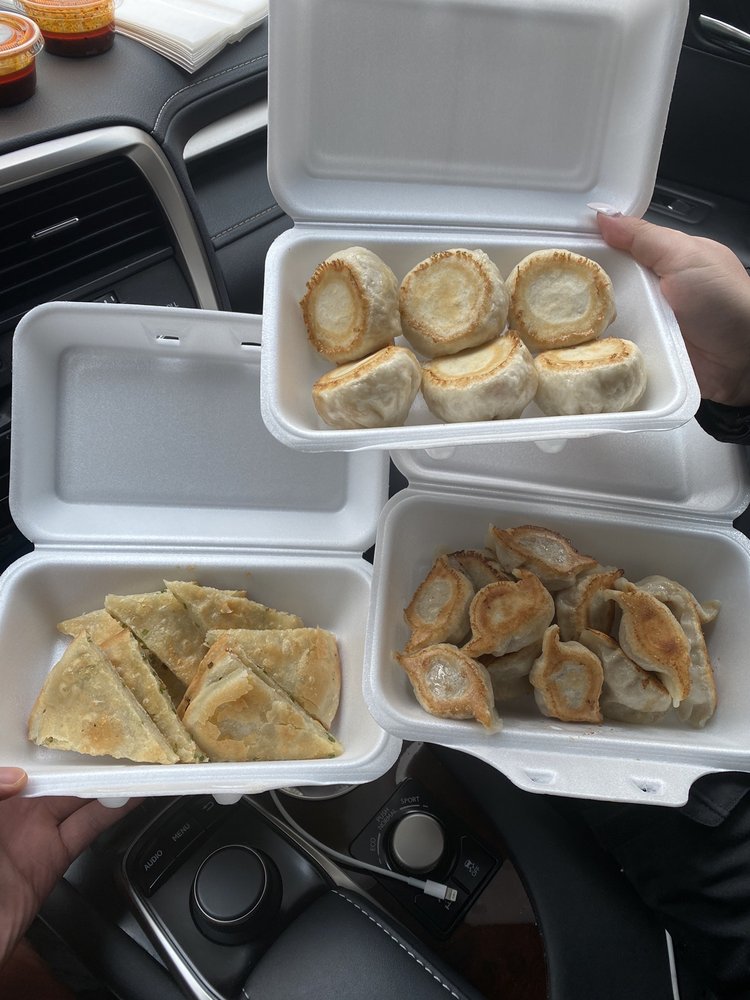 NOODLE AND DUMPLING 220 King Street E, Hamilton, Ontario Noodles