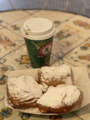 Cafe Beignet, Royal Street by null