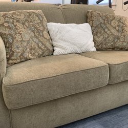 Jan's Upholstery & Interiors