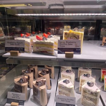 Paris Baguette - cake..my favorite so far is lemon blueberry cake - Bakeries Near Me - Miami, Florida Paris Baguette - cake..my favorite so far is lemon blueberry cake - Bakeries Near Me - Miami, Florida