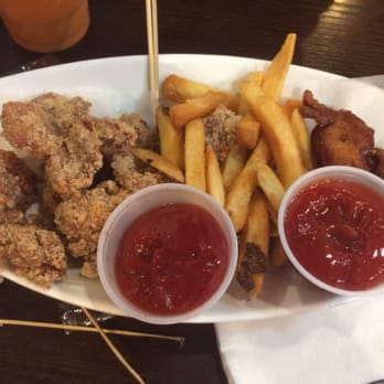 Twinkle Tea - Alhambra - Fried combo: popcorn chicken, french fries, and fried tempura - Coffee & Tea Near Me - Alhambra, California
