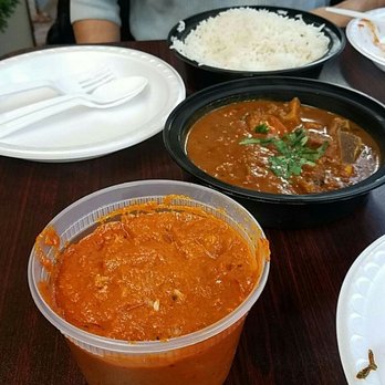 Himalayan Kitchen - Chicken makhani, goat curry, basmati rice - Indian Near Me - Somerville, Massachusetts